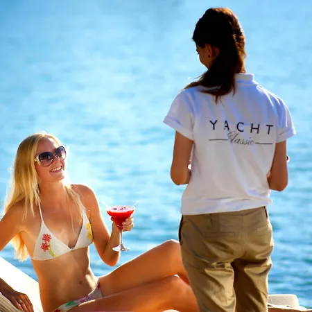 Hotel Yacht Classic - Boutique Class