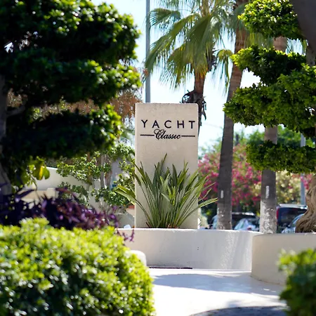 Yacht Classic - Boutique Class Hotell 4*