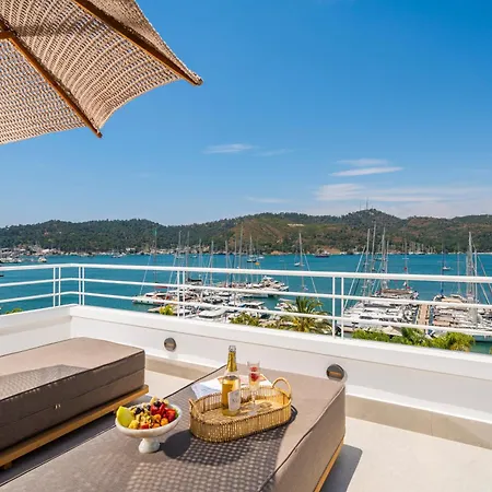 Yacht Classic - Boutique Class Hotel 4*