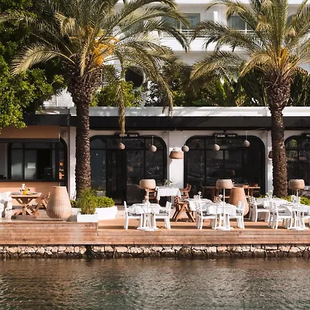 Yacht Classic - Boutique Class Hotell 4*