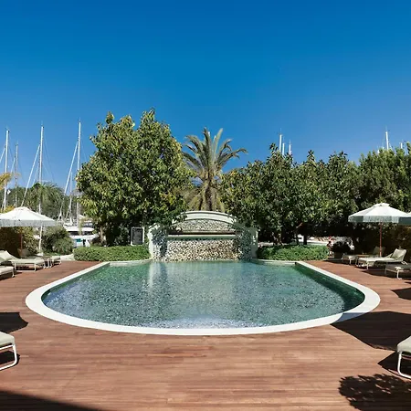 Yacht Classic - Boutique Class Hotell 4*